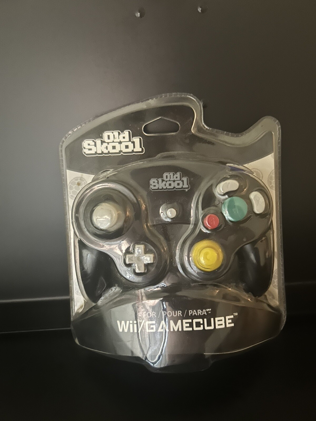 GameCube Old Skool Dual Analog Controller for Nintendo Game Cube and Wii – Black