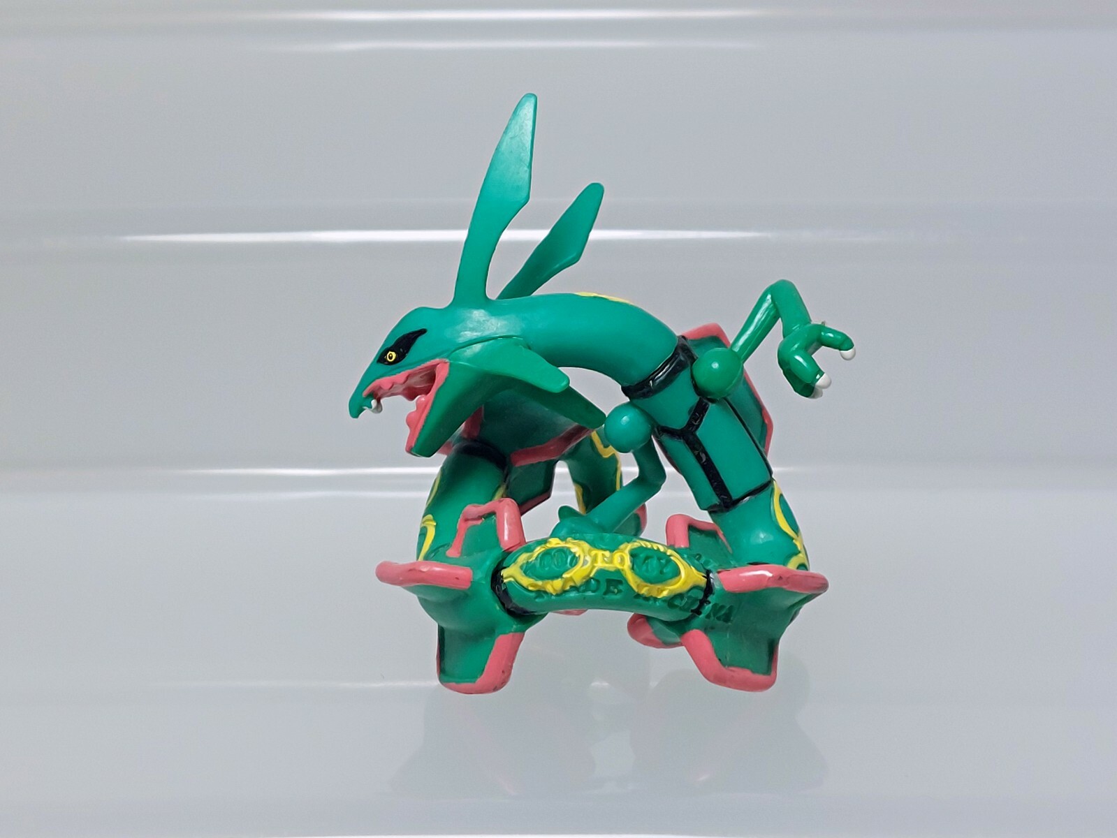 Rayquaza Battle ver Pokemon Monster Collection Figure Takara Tomy F07 1.85in