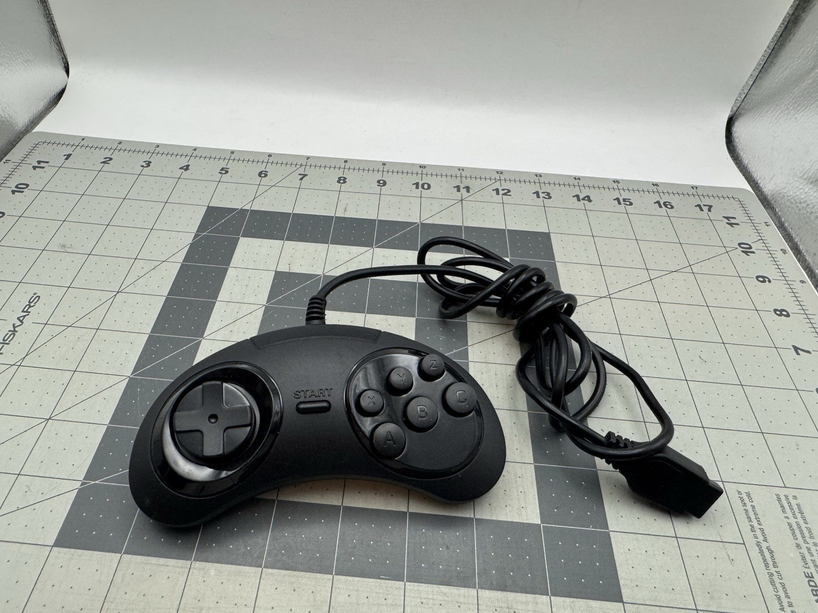 Unbranded/Generic Black Wired Controller / Game Pad For Sega Genesis