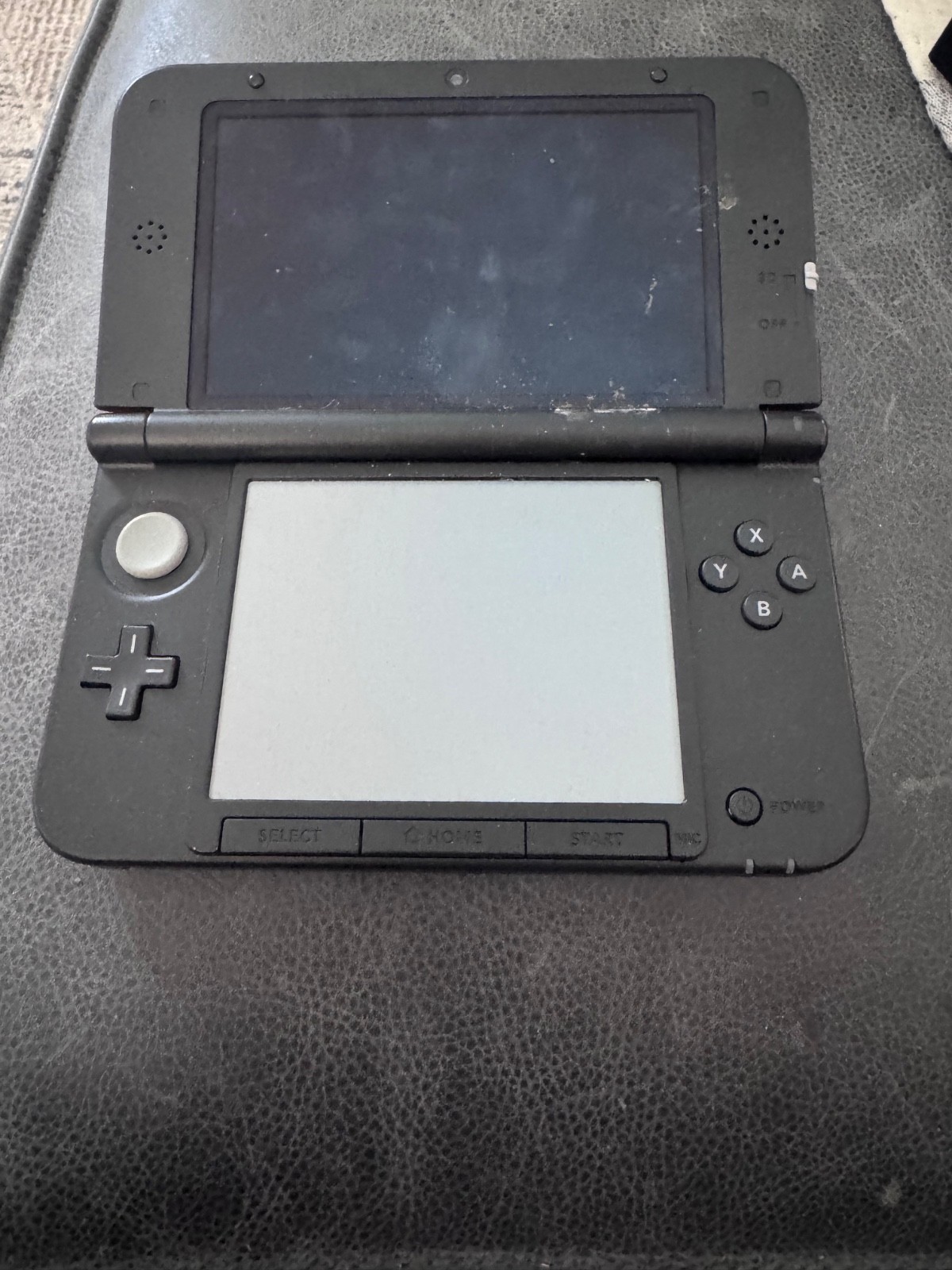 Nintendo 3DS Handheld System – Flame Red