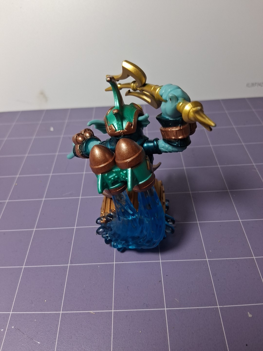 Activision Skylanders Deep Dive Gill Grunt Figure