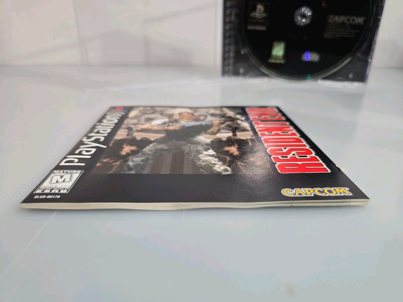 Resident Evil (Sony PlayStation 1, 1996) Black Label CIB W/ Reg Card Resurfaced
