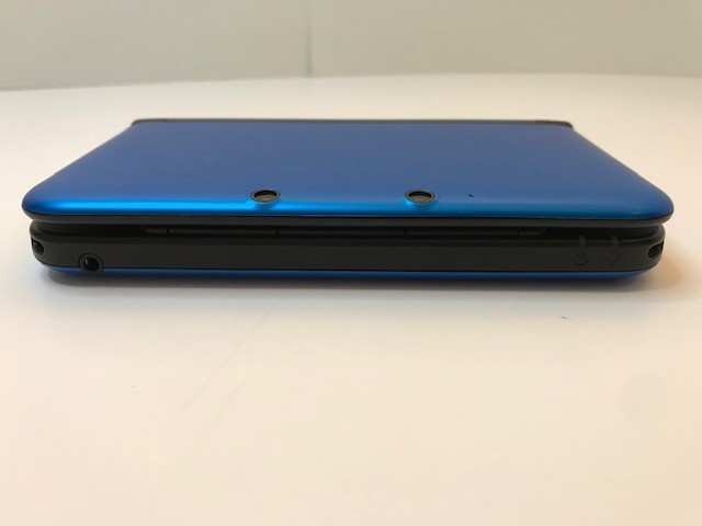 Nintendo 3DS XL Blue/Black Tested New Battery 32GB SD Card Charger Stylus