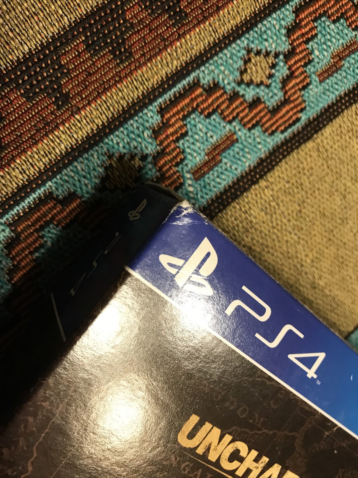 Uncharted 4: A Thief’s End (PS4, 2016) Special Edition