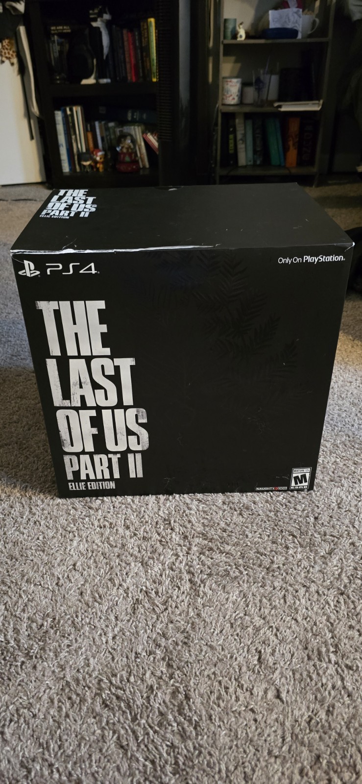 The Last of US Part II PS4 Collectors Edition Statue Set with Box