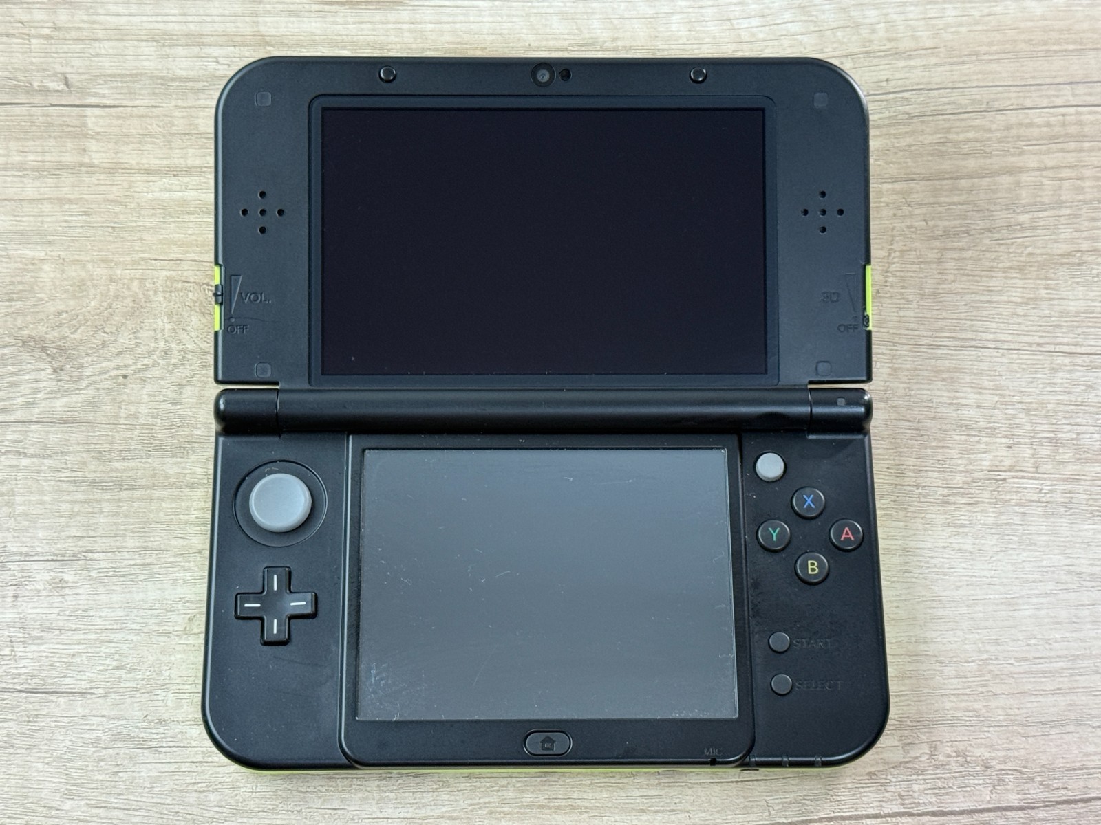 RANK B+ Nintendo New 3DS XL Lime Black Console Tested Japan ver D6208