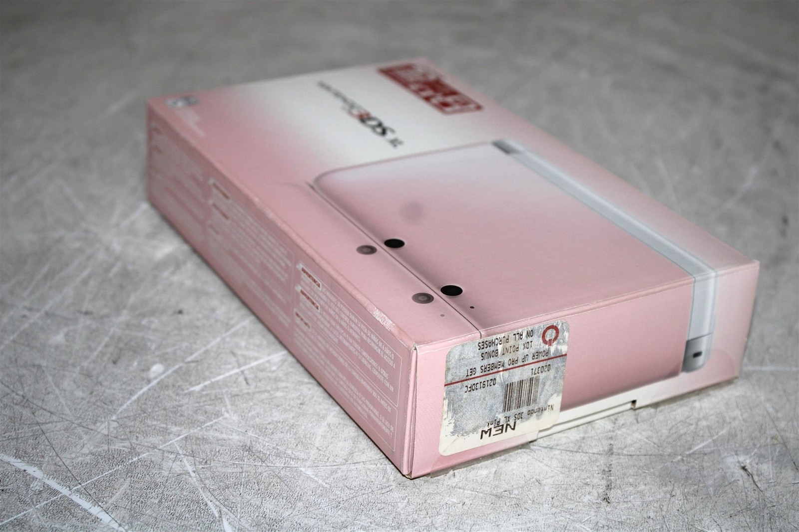 Nintendo 3DS XL Pink / White Console w/ Pokemon X and Box / Charger