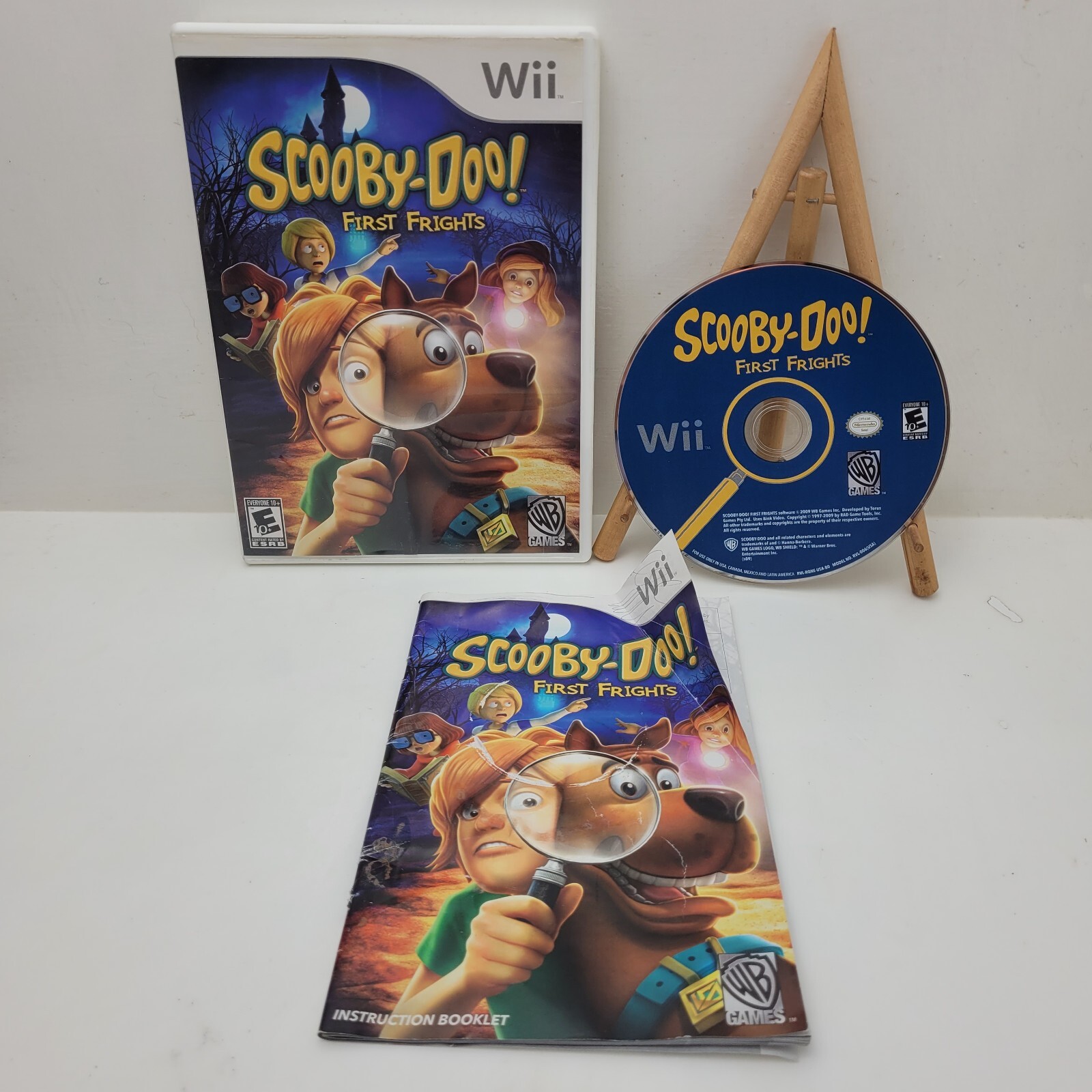 SCOOBY-DOO! FIRST FRIGHTS (Nintendo Wii, 2009) GAME COMPLETE with MANUAL