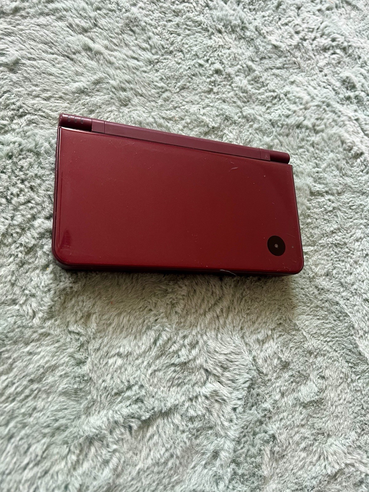 Nintendo DSi XL Red Handheld Console Touchscreen 256MB NTSC-U/C (USA/CA)