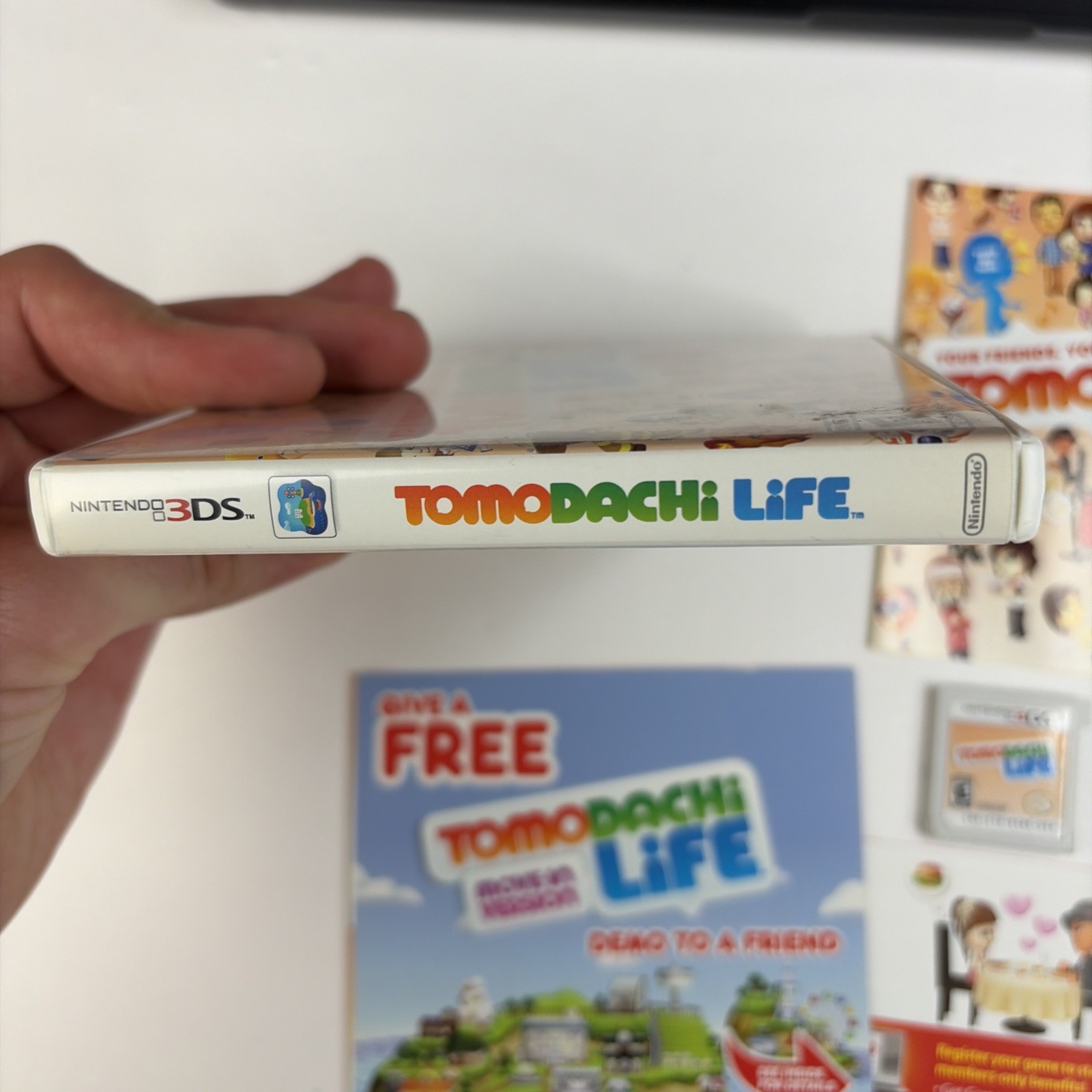 Tomodachi Life (Nintendo 3DS, 2014) Complete In Box W Manual