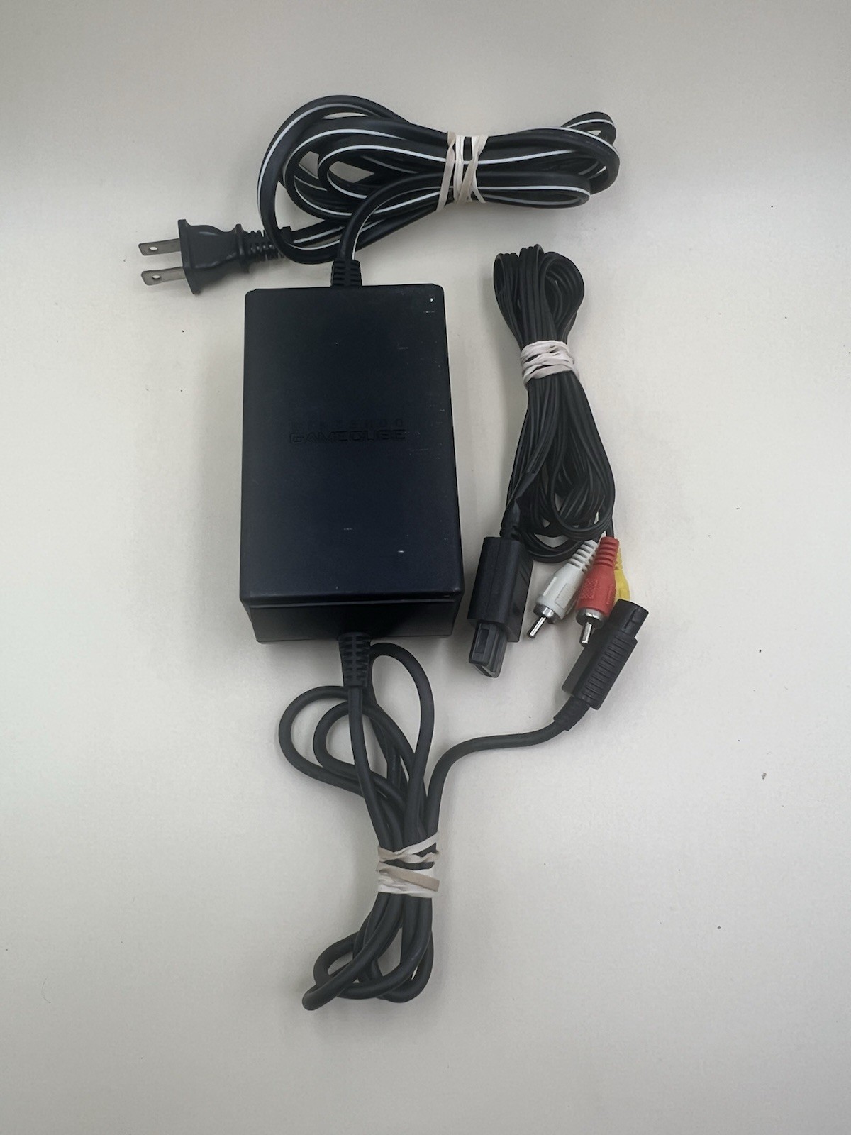 Nintendo GameCube DOL-001 Black Bundle W/ Cords + NEW Controller + AC Adaptor