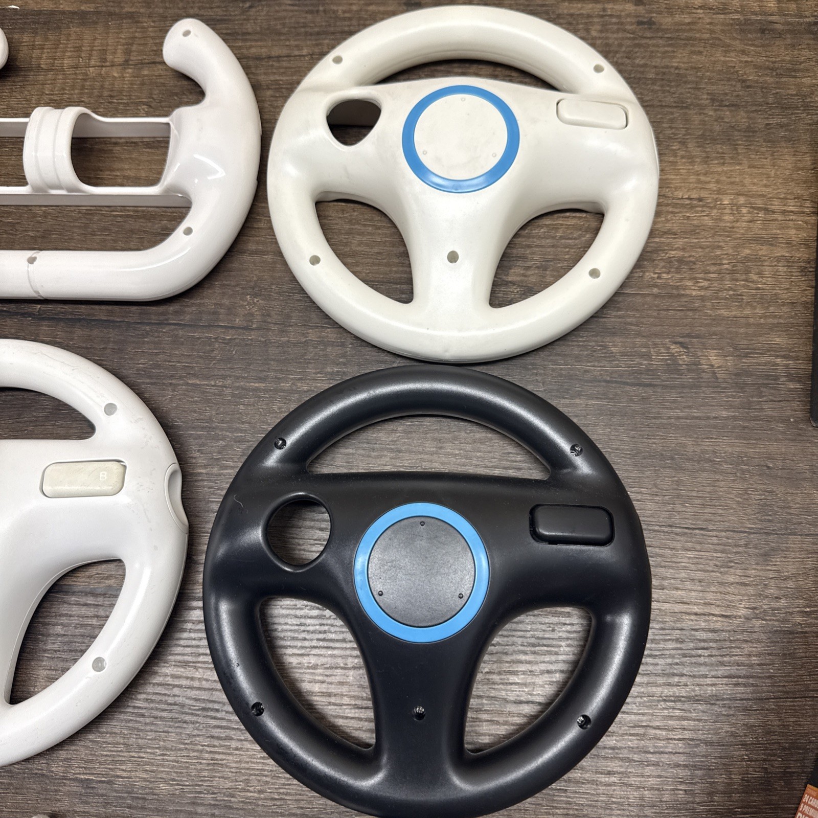 Lot of 8 Nintendo Wii Steering Wheels RVL-024 Mario Kart Remote Attachments OEM