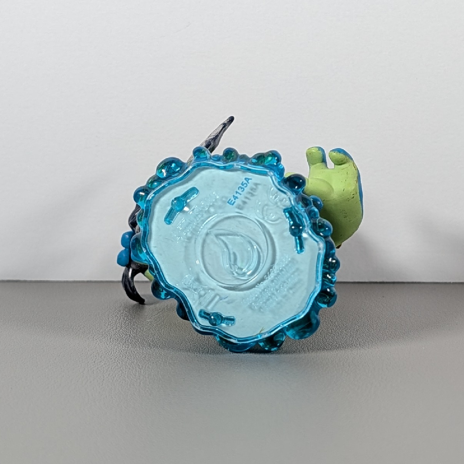 Skylanders SWAP FORCE Character Figure: RIP TIDE (blue base)