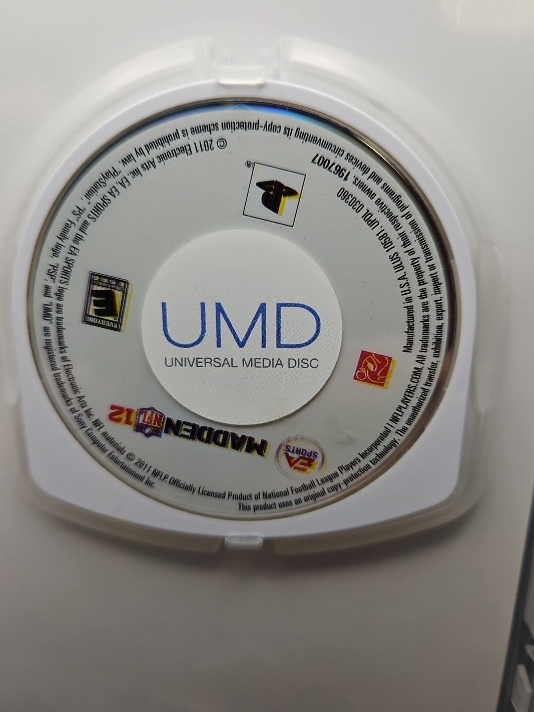 Madden NFL 12 PlayStation Portable PSP 2011 Game CIB w/ Case Manual Football