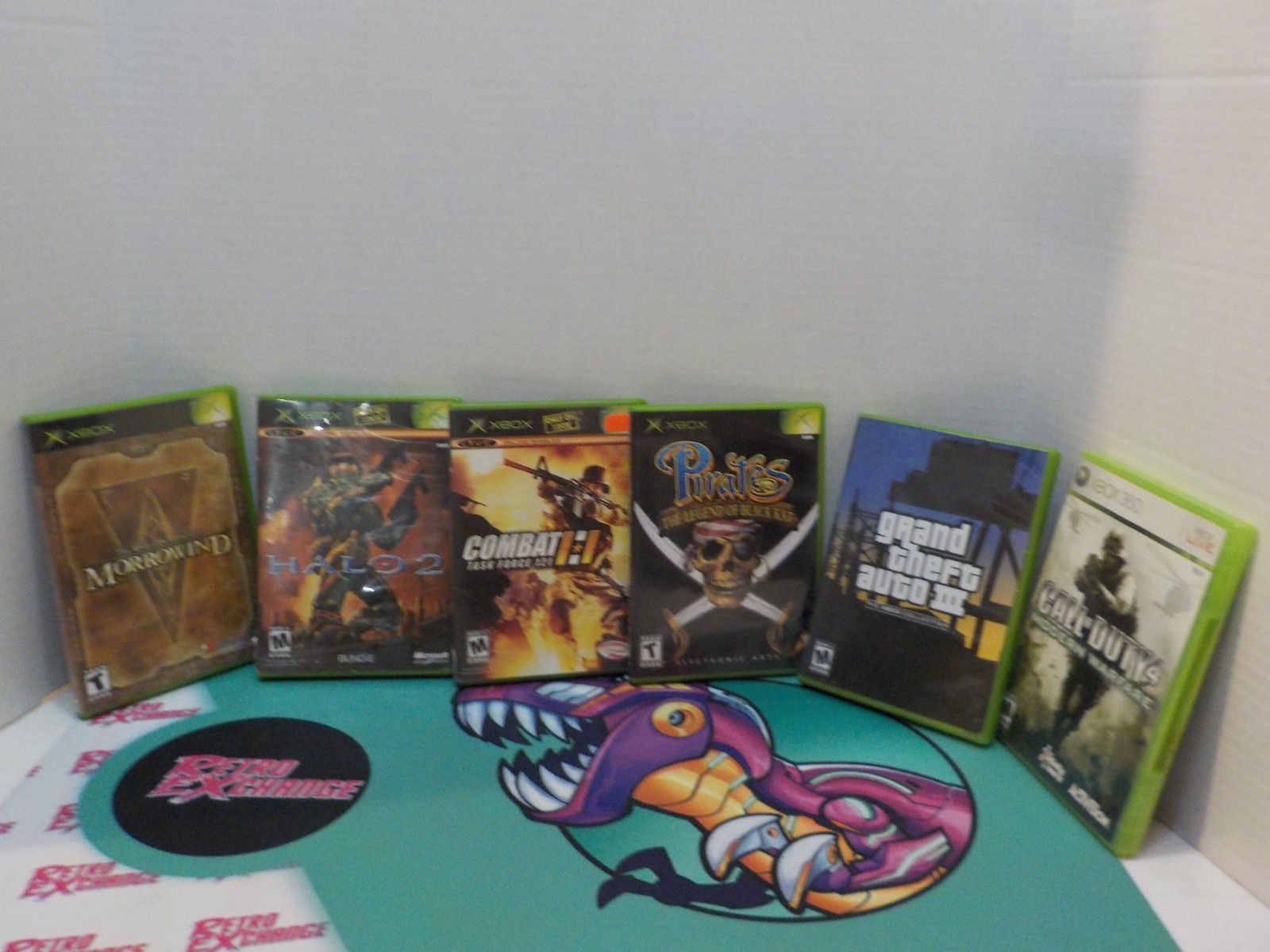N A1001 Only Xbox Game Cases Lot of 6 ( Halo 2 GTA COD Pirates)