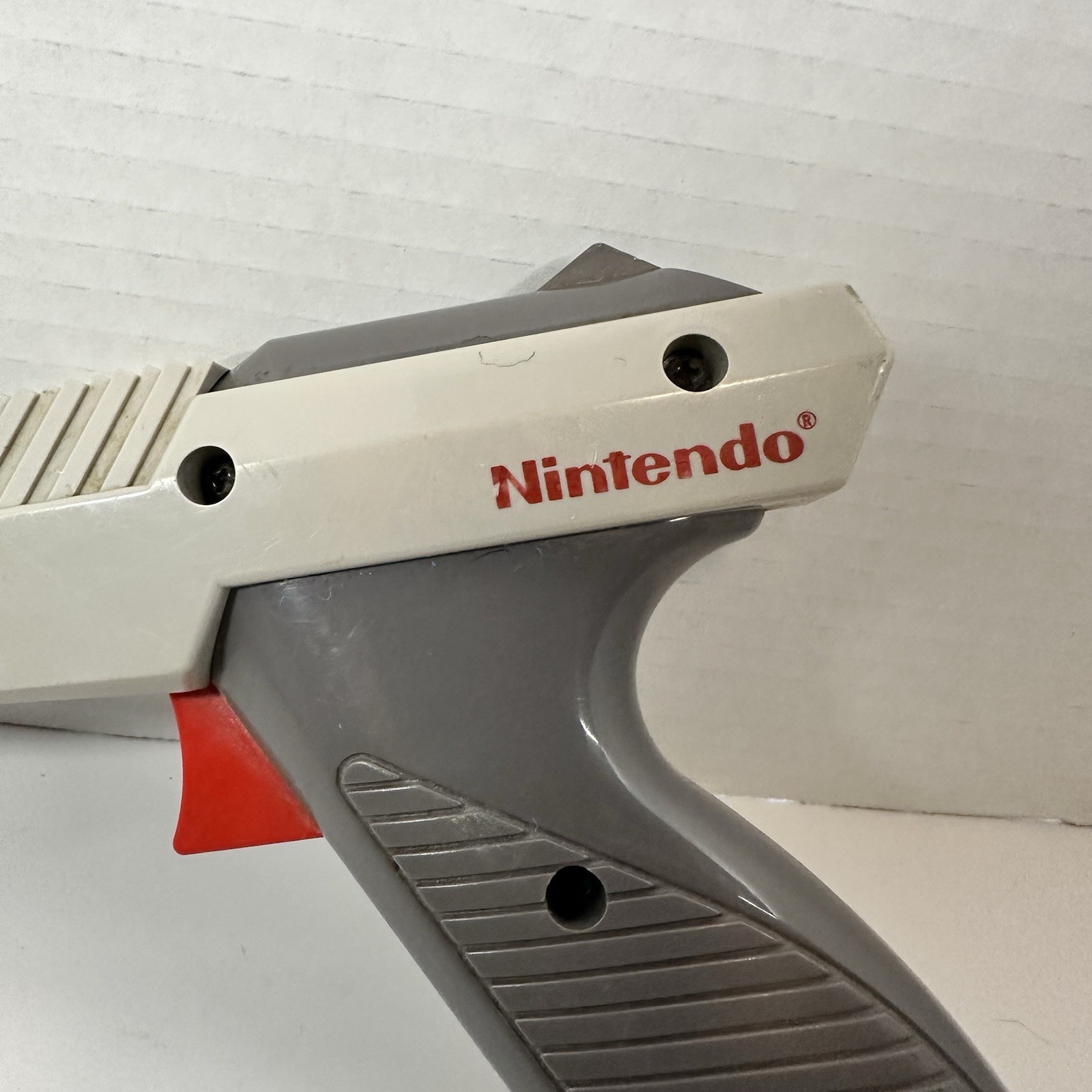Nintendo NES Zapper Light Gun Gray Controller OEM Original 1985 Grey