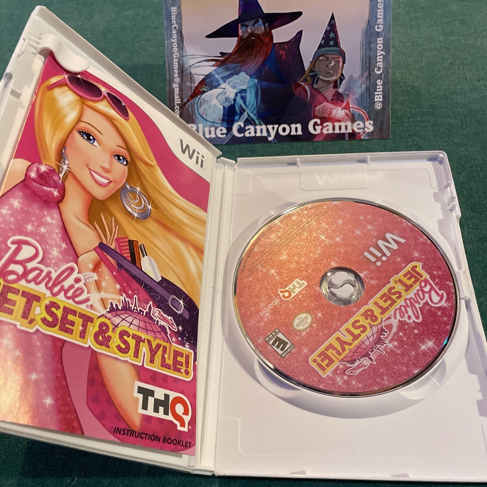 Barbie: Jet, Set & Style (Nintendo Wii, 2011) Complete w/ Manual CIB Tested