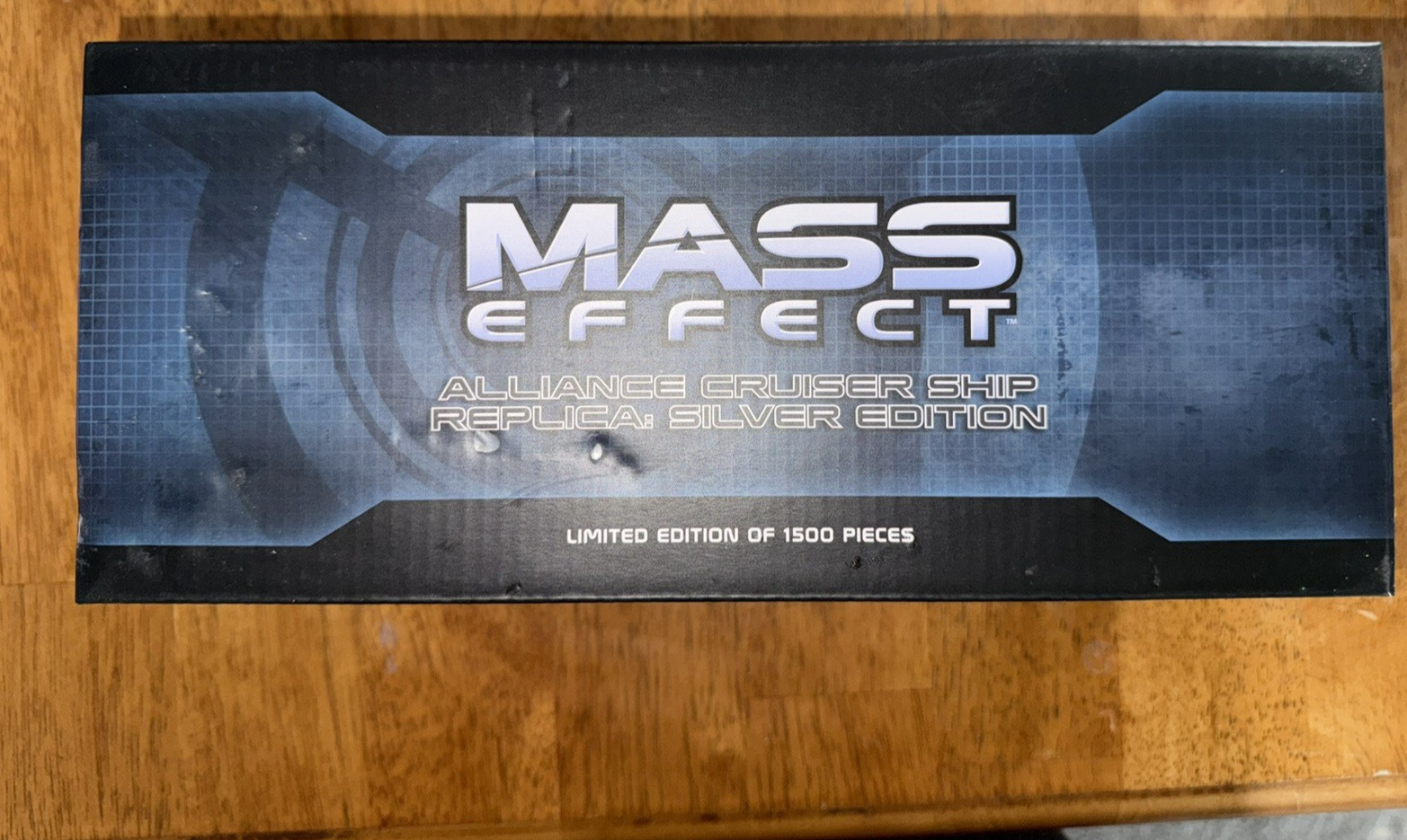 Mass Effect Alliance Cruiser Replica Model Dark Horse Silver Edition