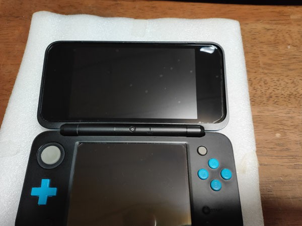 Nintendo Black x Turquoise New Nintendo 2DS LL Excellent JAPAN