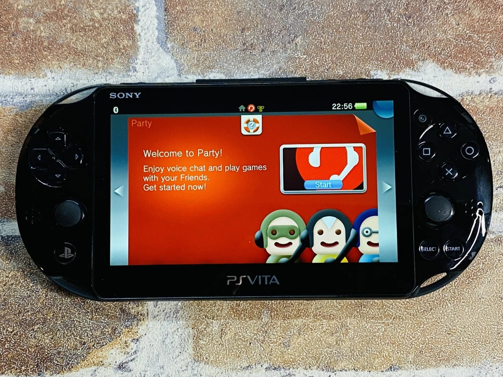 PS Vita Black PCH 2000 SONY PlayStation Japan 16GB Charger 3 Games No.2