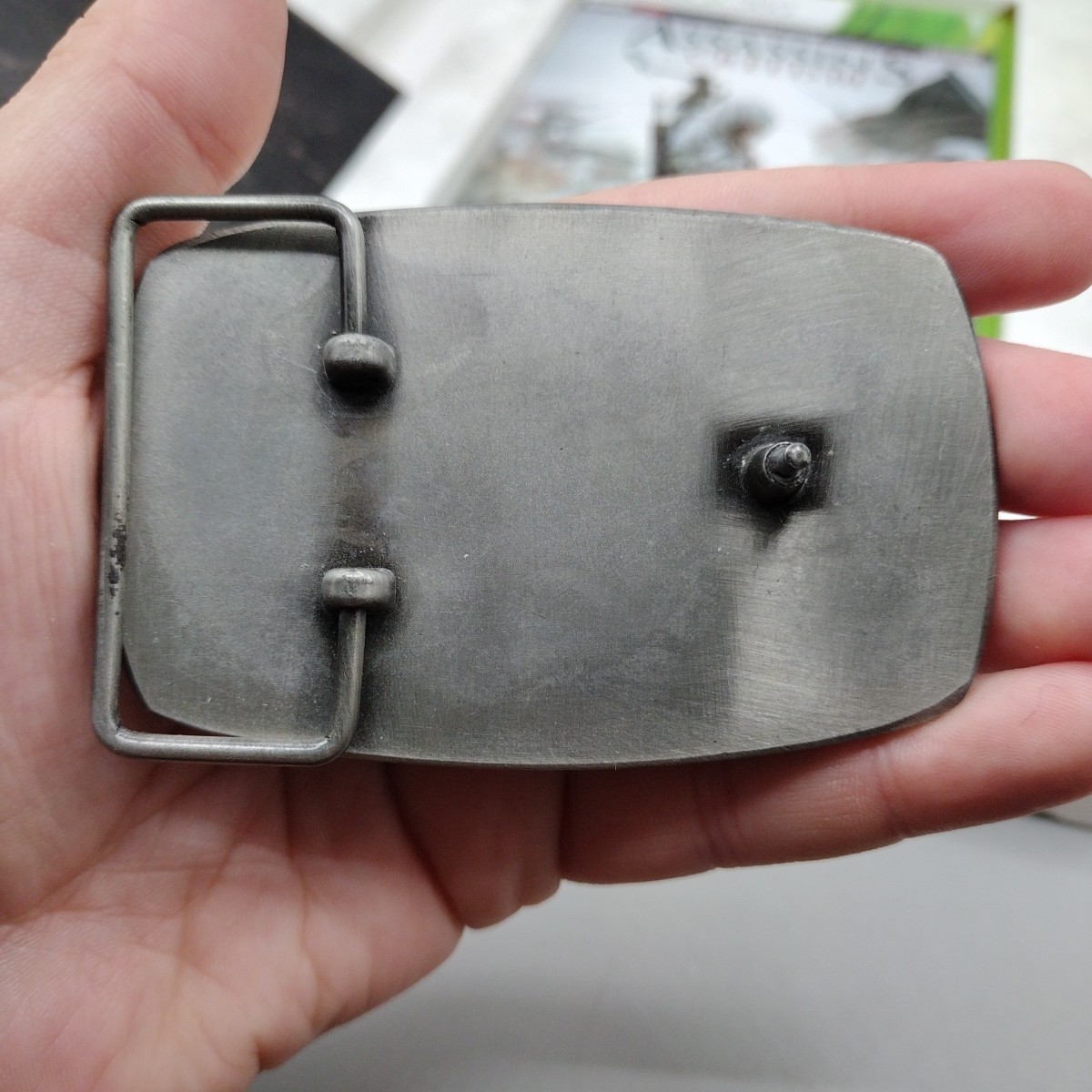Assassins Creed 3 III Limited Edition Xbox 360 Complete Statue Flag Belt Buckle