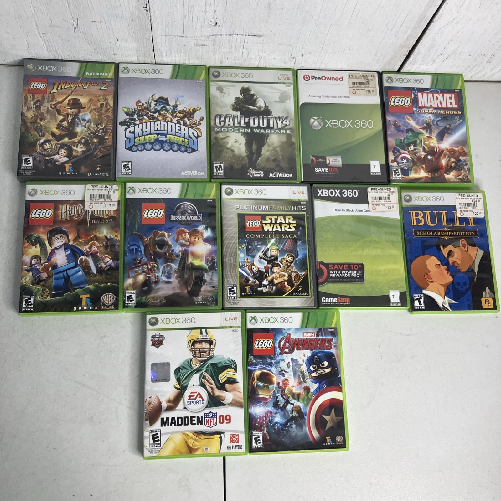 Microsoft Xbox 360 E 500GB 1538 Bundle 2 Controllers 25 Games GTA V HALO FALLOUT