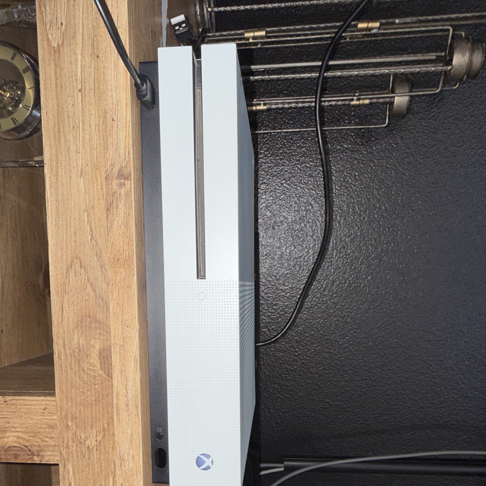 Microsoft Xbox One S Home Console White Wi-Fi Capability USB Connectivity