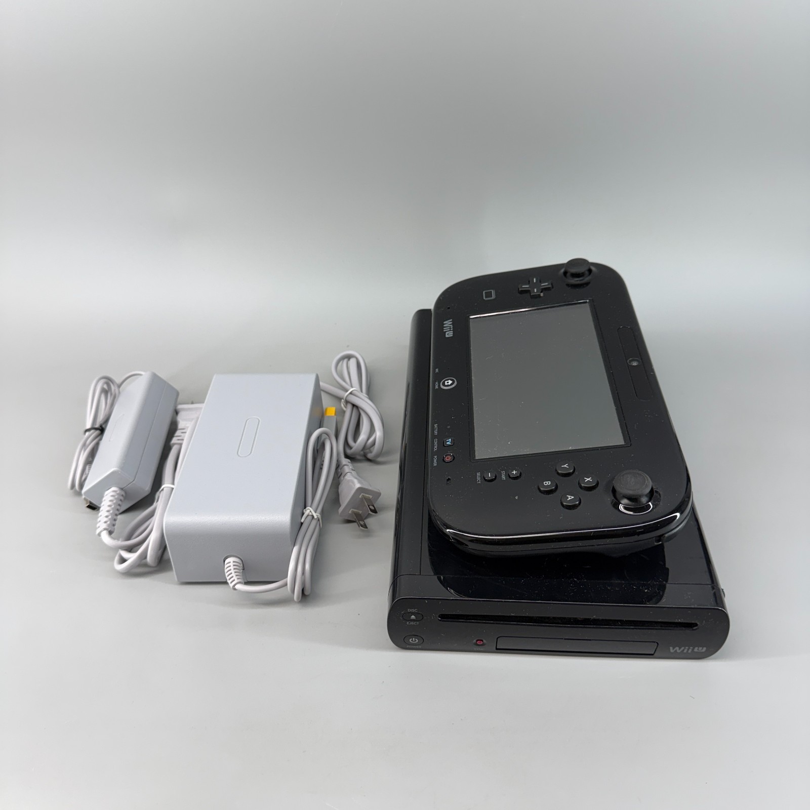 Nintendo Wii U Gamepad & 32GB Console OEM Genuine WUP-010 Black with Charger