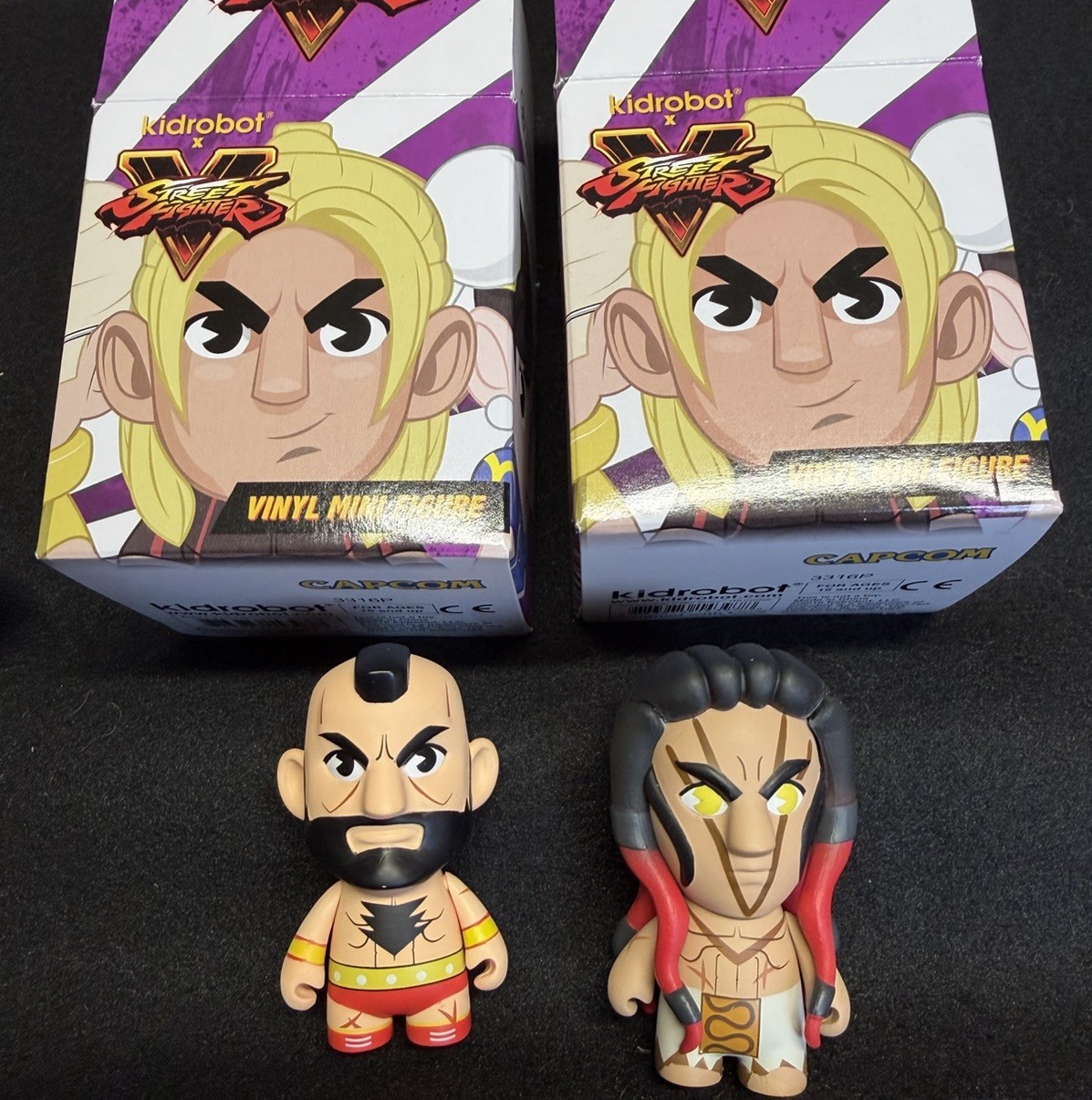 Lot of 2 Kidrobot Street Fighter V Capcom vinyl mini figures Necalli & Zangief