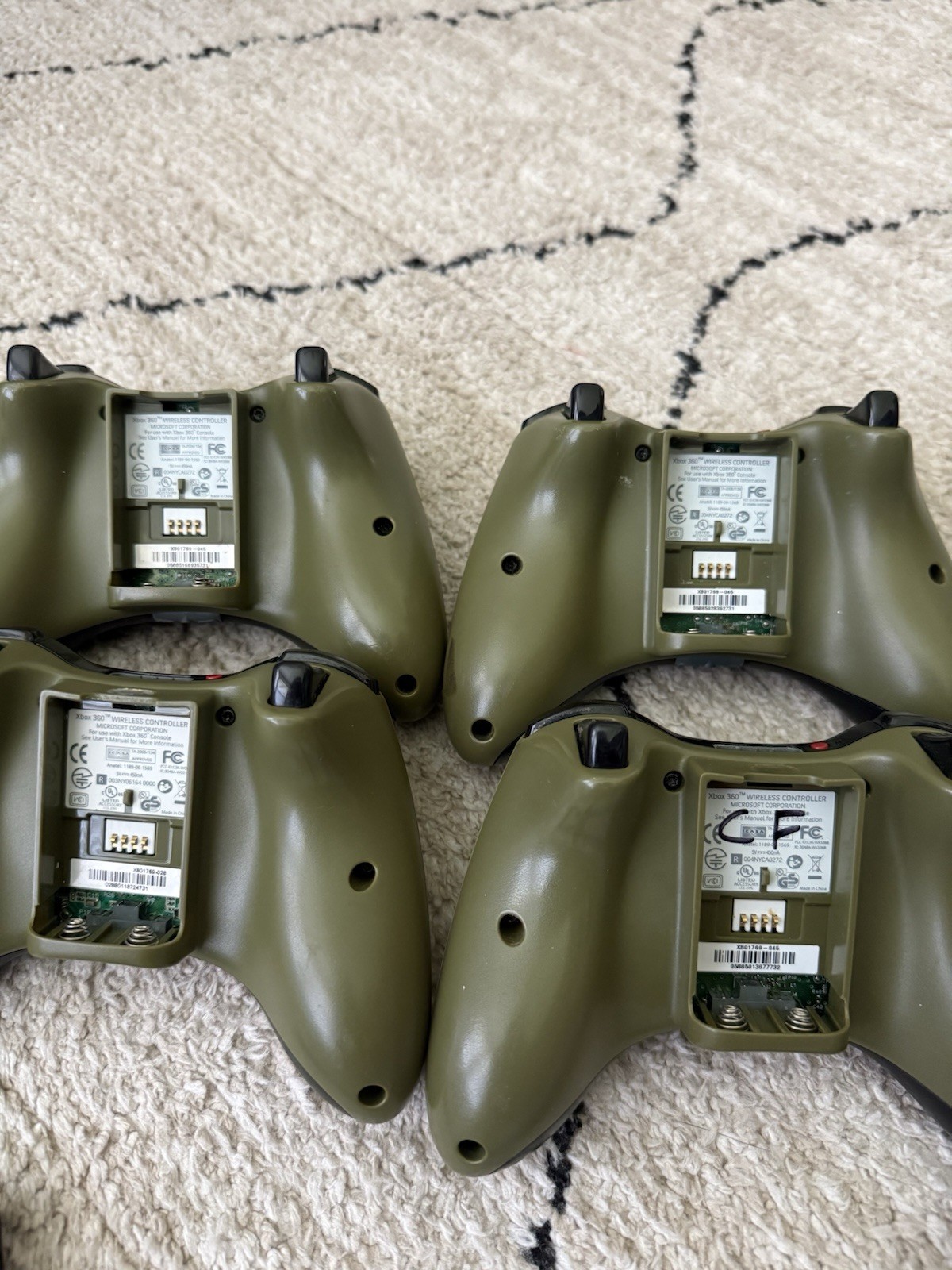 OEM Lot of Four Xbox 360 Halo 3 Special Edition Olive Green Wireless Controllers