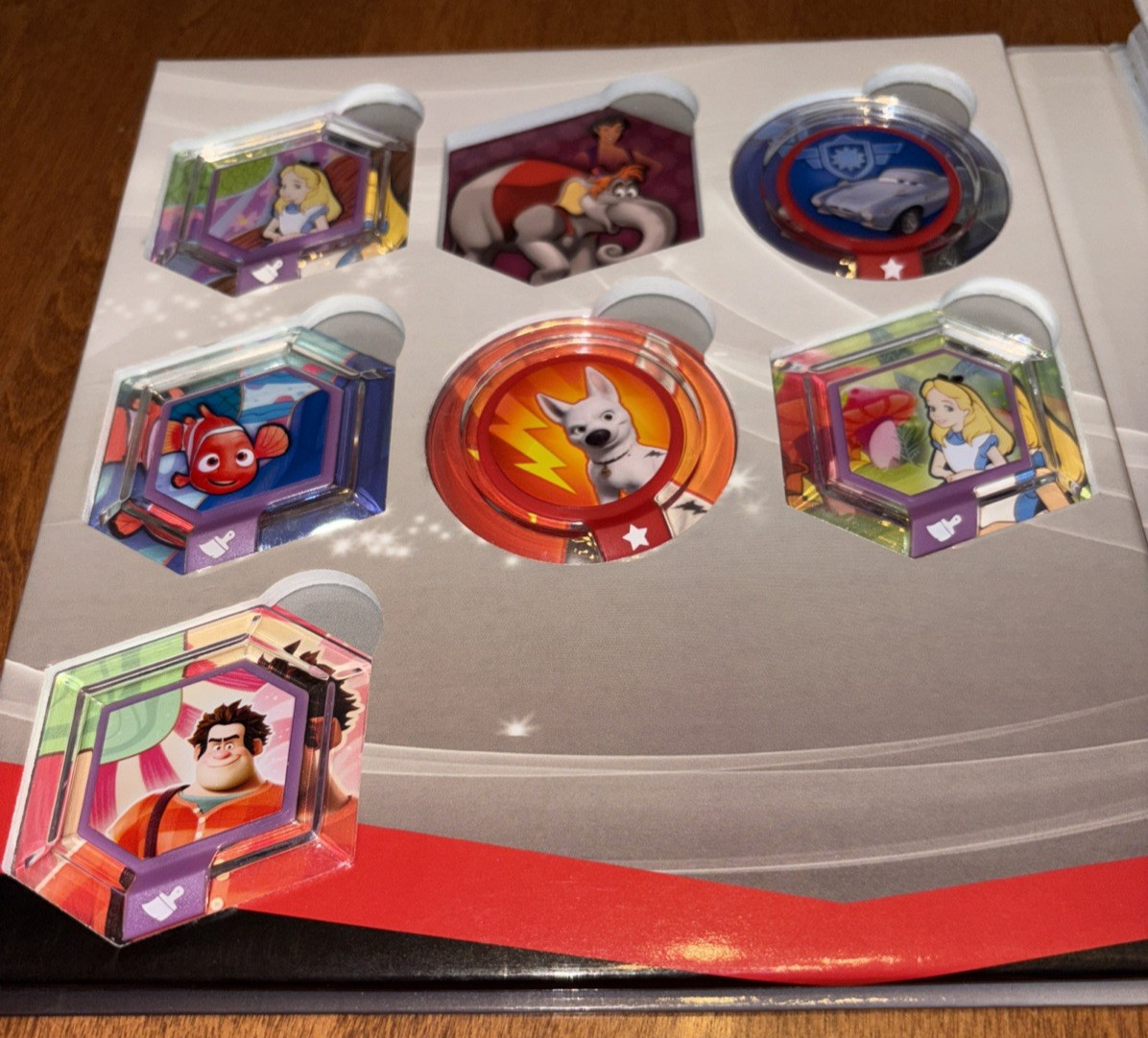 Disney Infinity Lot Power Disc Album Book Binder w 14 Discs 2 Portals Incomplete