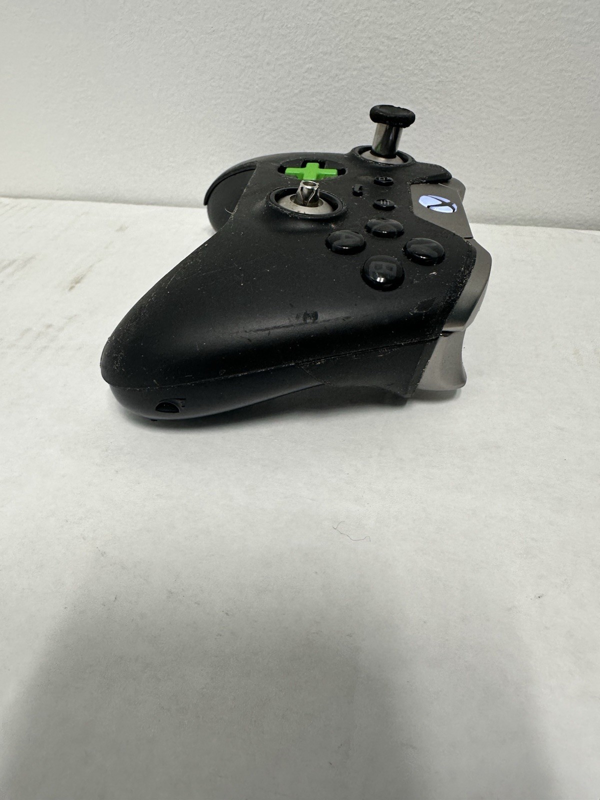 Microsoft Xbox One Elite Wireless Controller Black Silver- It Works or for Parts