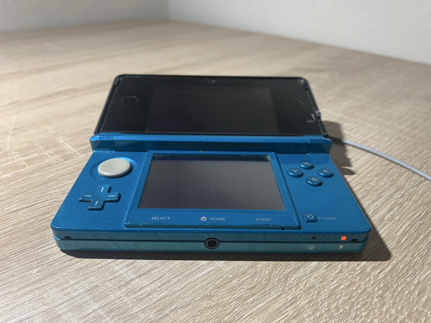 1824 Nintendo 3DS Aqua Blue Good TESTED