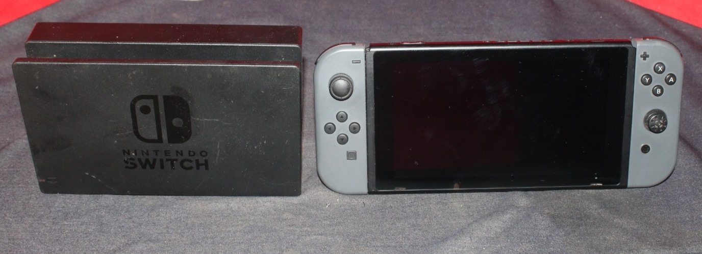 Nintendo Switch Kiosk / Demo Console – 32GB , 14 Trailers, 4 Demos AO4080583