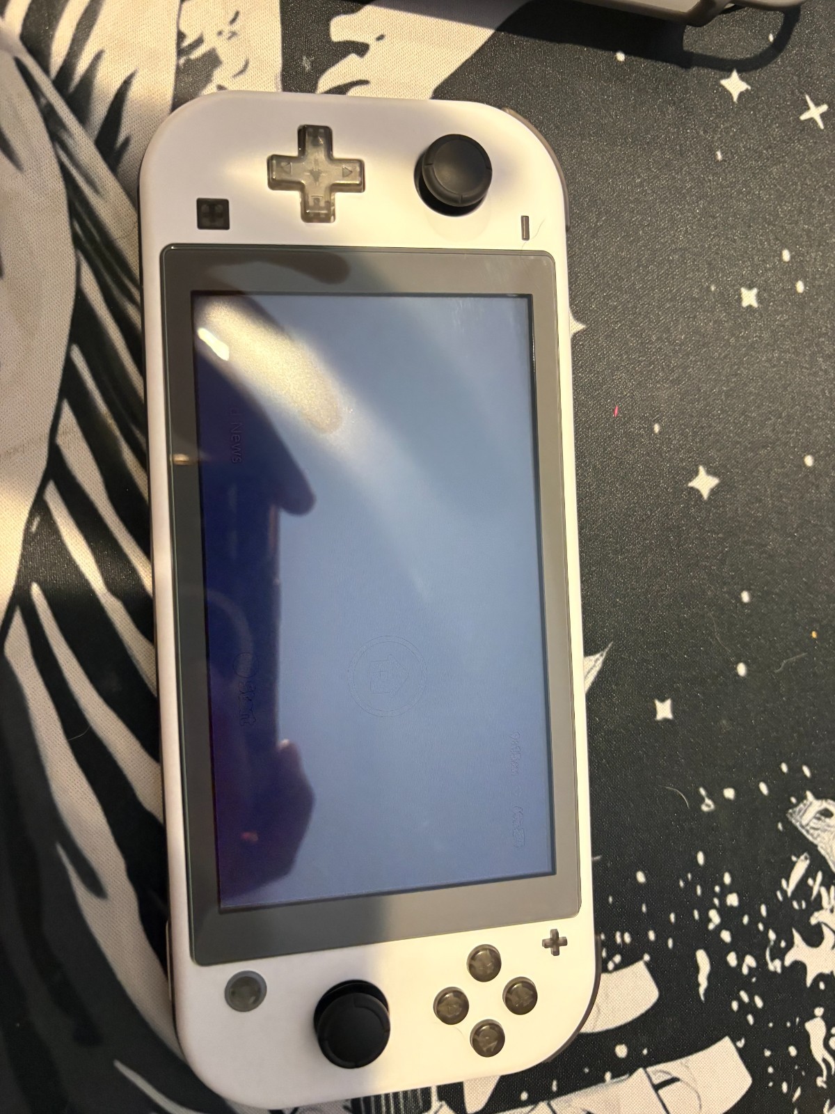 Custom Nintendo Switch Lite Bundle – Matte White & Translucent Smoke Black 128GB