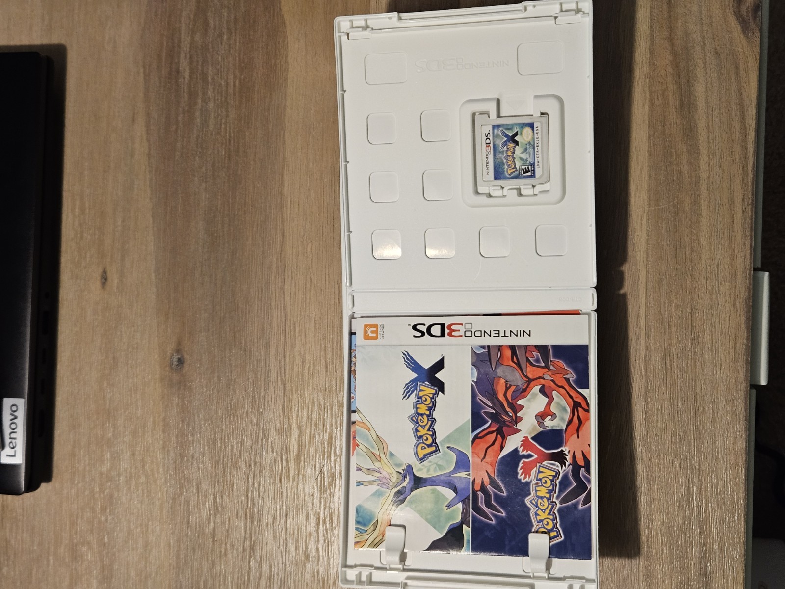 Pokémon X CIB for Nintendo 3DS – Rated E (Everyone)