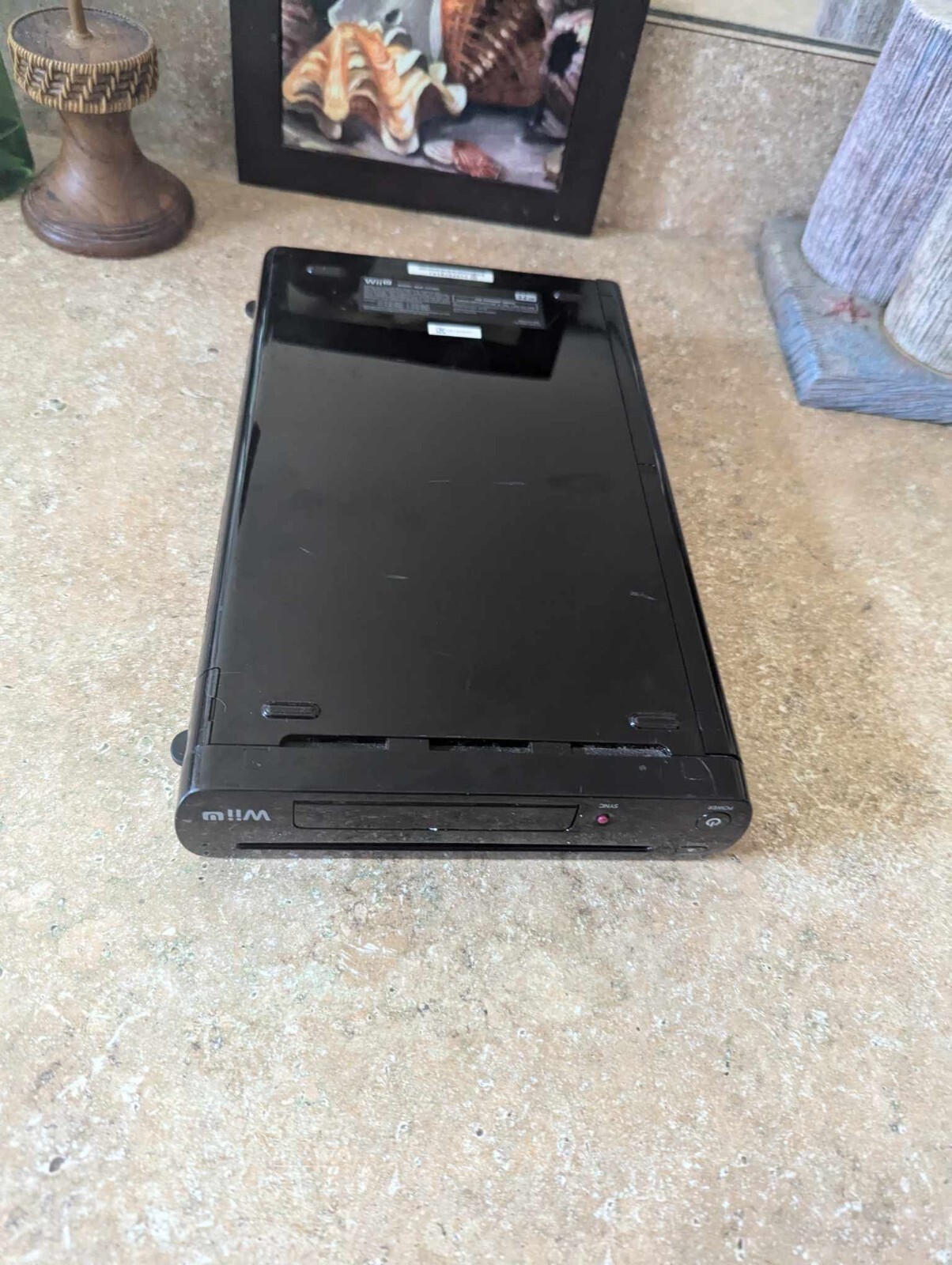 Nintendo WiiU wii u 32GB System Console froze at start up