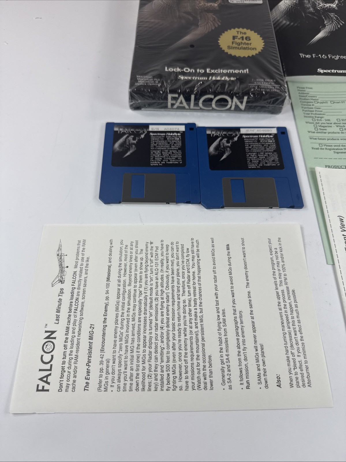 Falcon Flight Simulator Big Box Macintosh CIB By Spectrum Holobyte MINT COND
