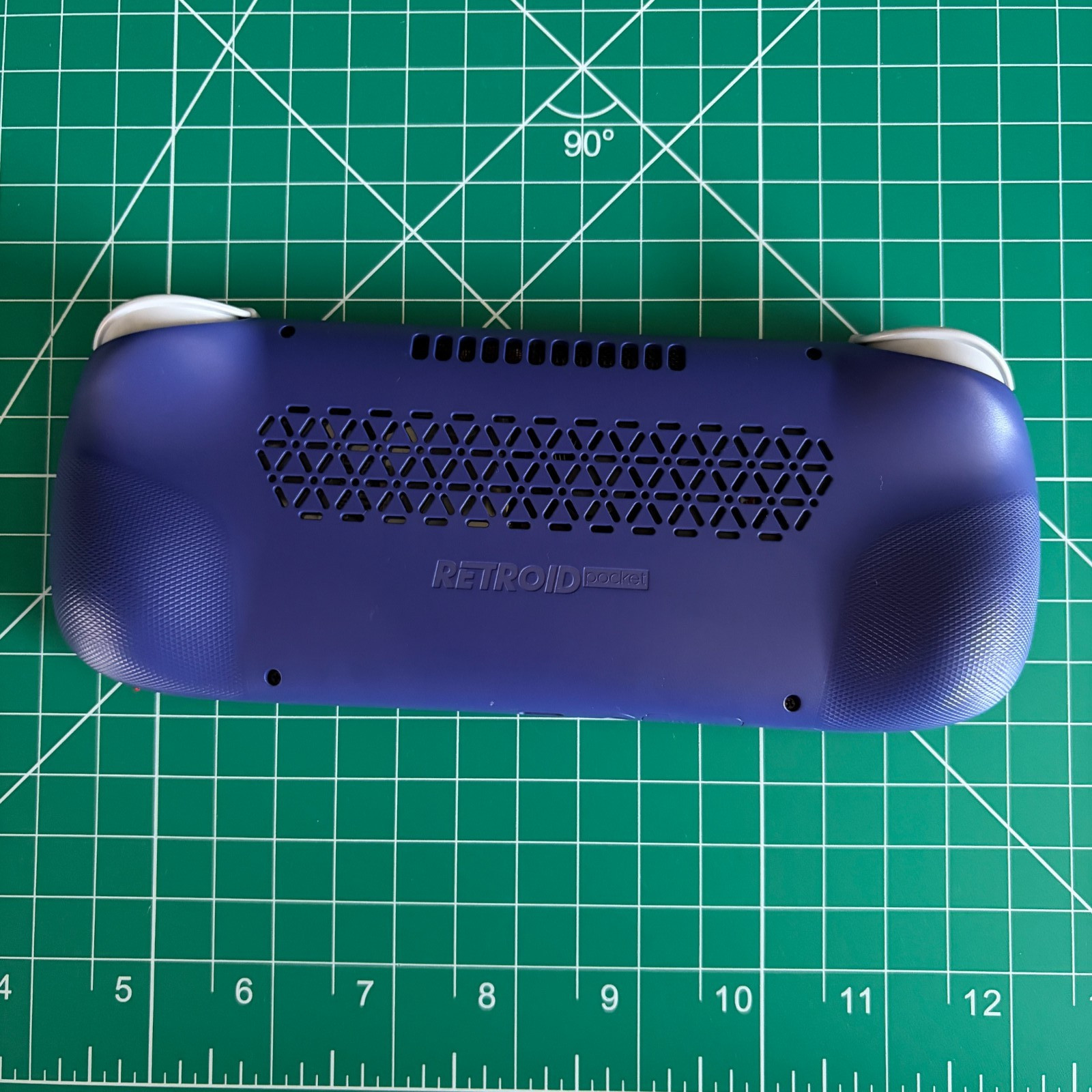 Retroid Pocket 5 128GB Purple Handheld Console with 2 Grips