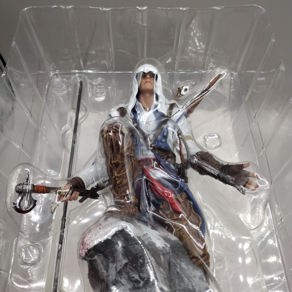 Assassins Creed 3 III Limited Edition Xbox 360 Complete Statue Flag Belt Buckle