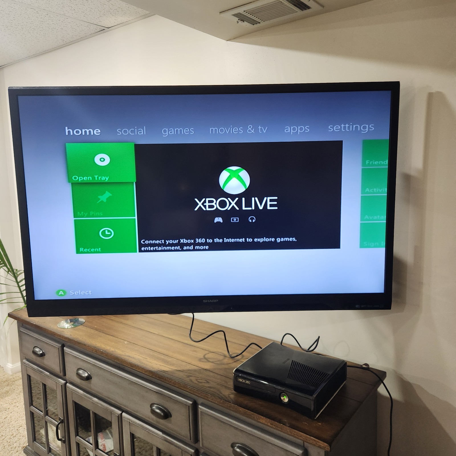 Microsoft Xbox 360 1439 Console Only – No Hard Drive – Tested and Working