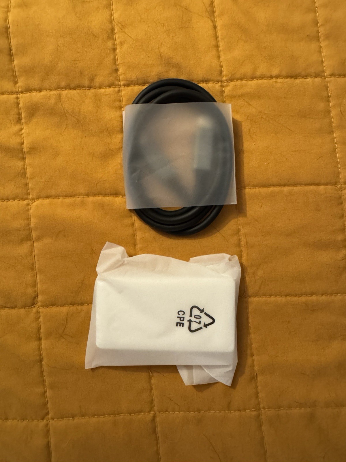 AYN Odin2 Mini Pro White Android Handheld 12+256GB w/ Case CIB – Mint