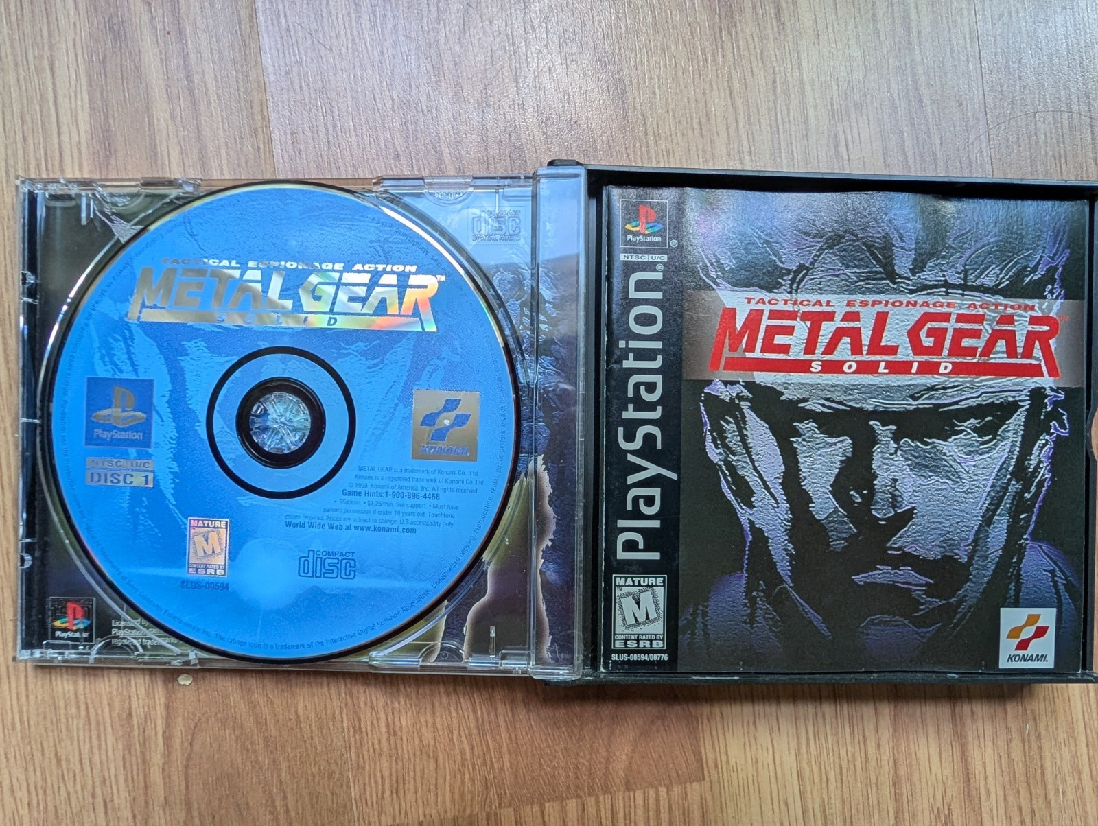 Metal Gear Solid PS1 Black Label CIB Complete 2 Disc Tested Sony PlayStation