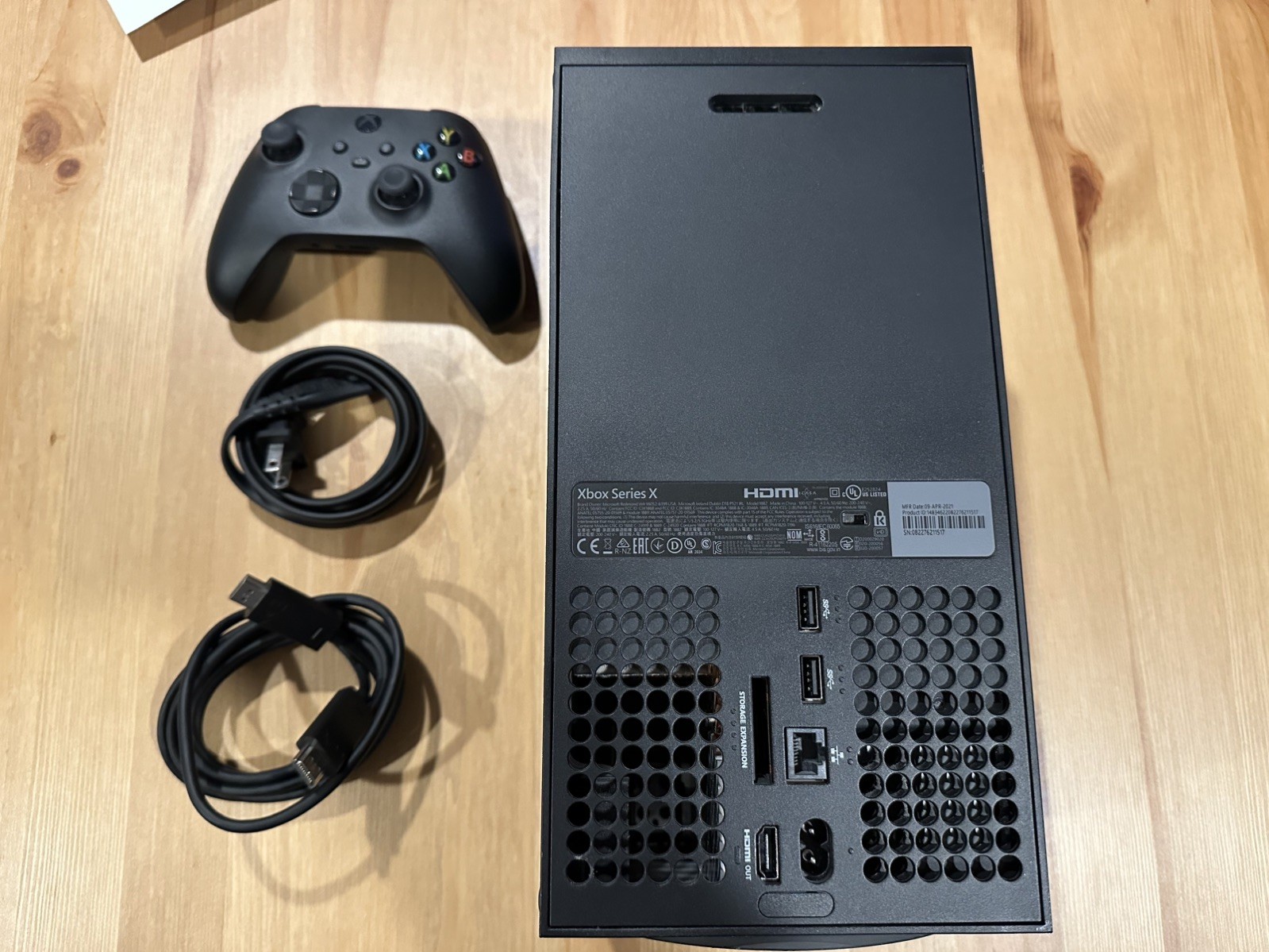 Microsoft Xbox Series X 1TB SSD Black Console 4K UHD Wi-Fi HDMI CIB