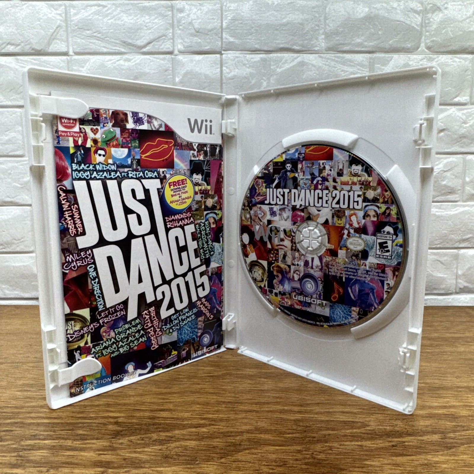 Just Dance 2 2015 Summer Party & Country Dance 2 Bundle (Nintendo Wii) CIB