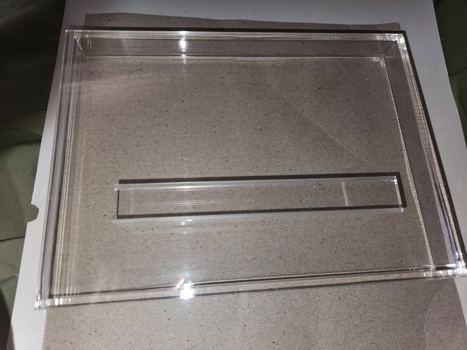 Xbox/Playstation/Gamecube/WII/DVD Acrylic Protector Case (games not Included)