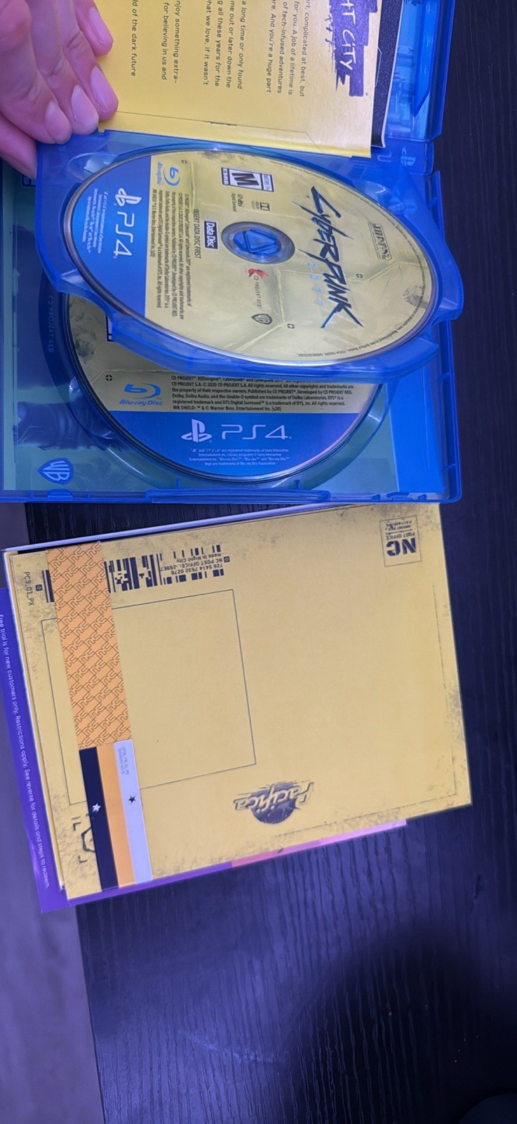 Warner Bros. Cyberpunk 2077 (PS4) 2-Disc Set, M Mature, 2020
