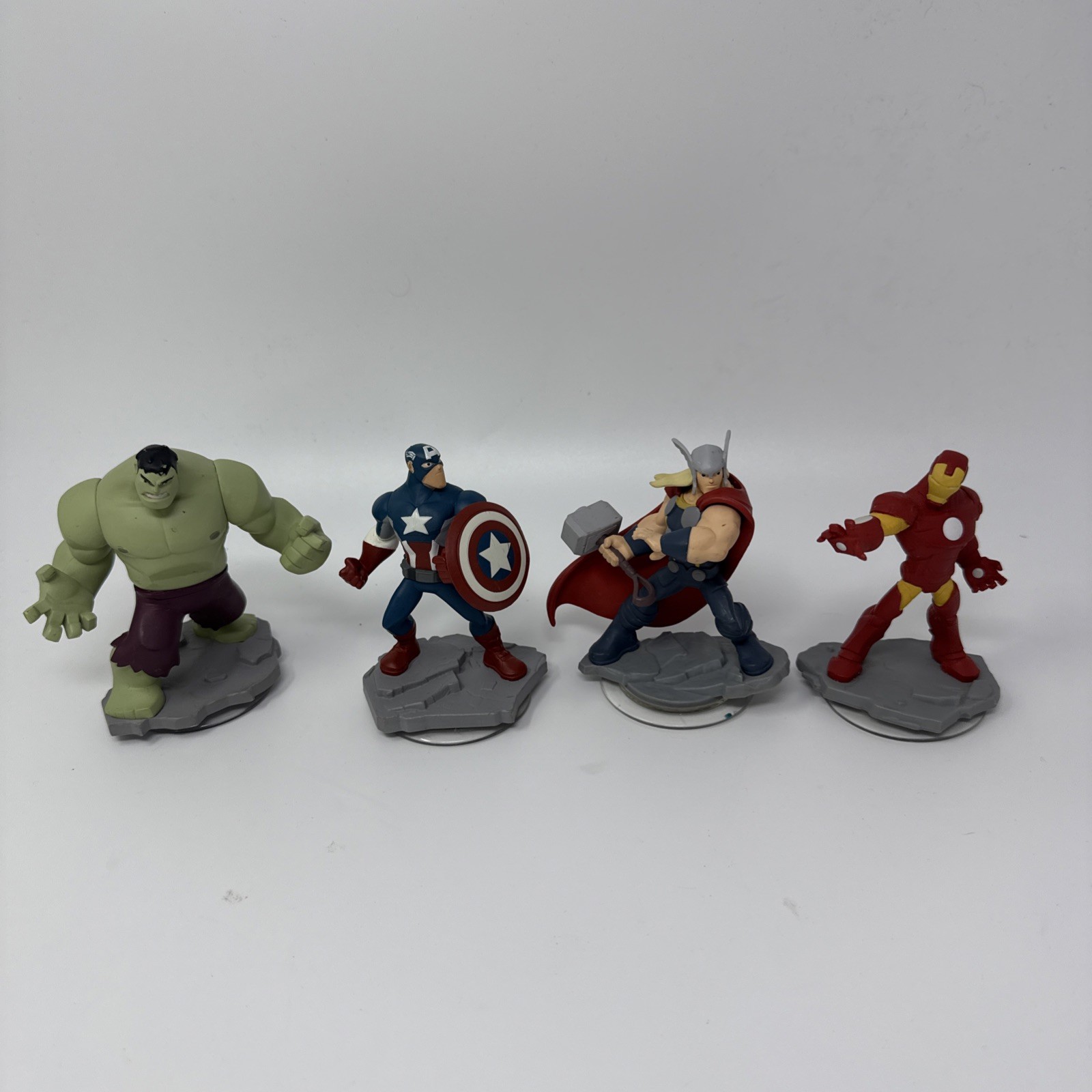 Disney infinity 2.0 Marvel Avengers Lot Of 4- Iron Man/Hulk/Captain America/Thor