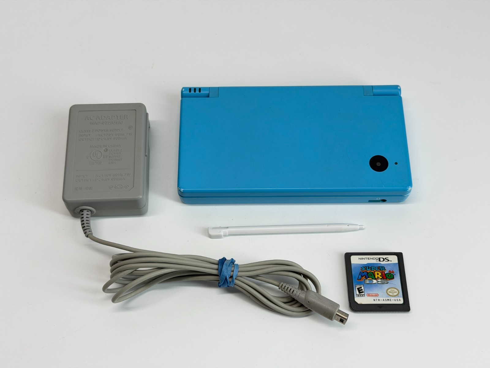 Nintendo DSi Light Blue Handheld System Bundle w/ Mario 64 * TESTED *
