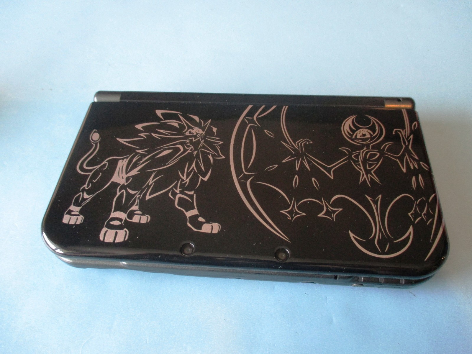 Nintendo New 3DS XL Black System Pokemon Reshell w/Charger US Version FREE Ship!